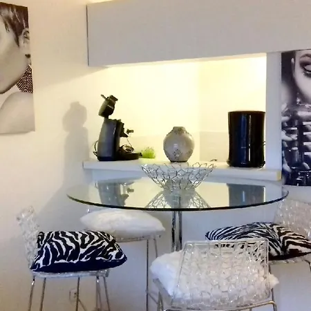 شقة Studio A Agde Avec Piscine Partagee Et Terrasse Amenagee A 50 M De La Plage آجد