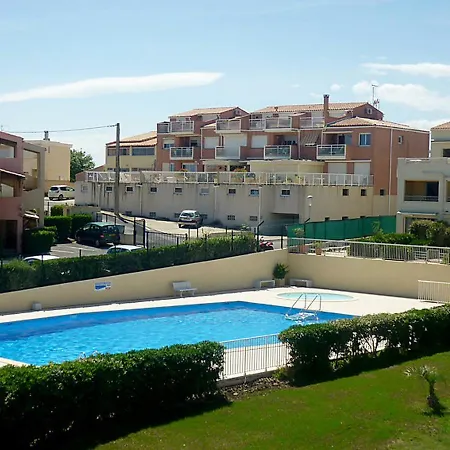 Studio A Agde Avec Piscine Partagee Et Terrasse Amenagee A 50 M De La Plage آجد